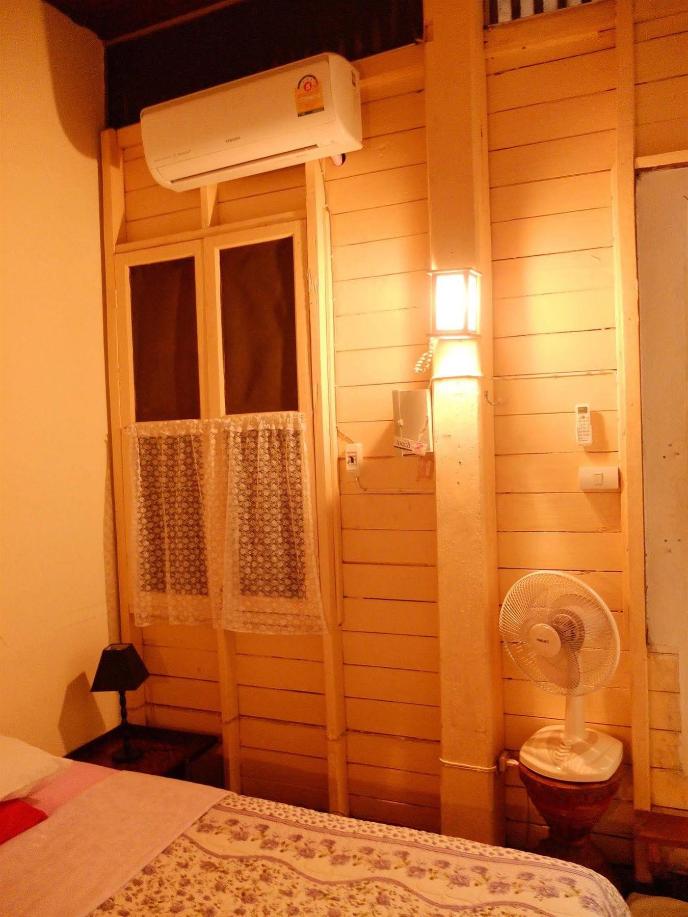 Boonmee Guest House Chiang Mai Extérieur photo