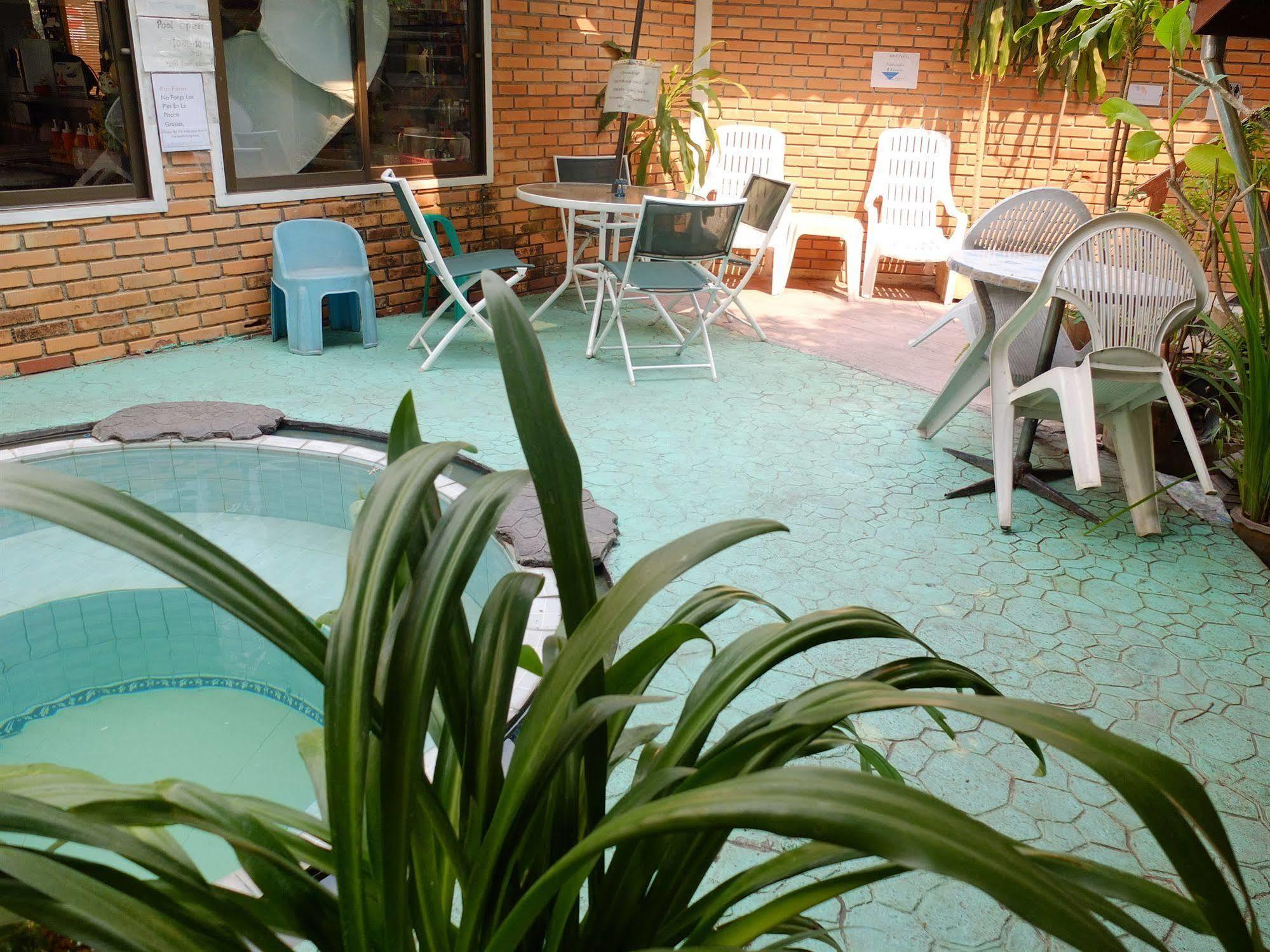 Boonmee Guest House Chiang Mai Extérieur photo